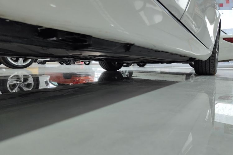 Used Mercedes-Benz E-Class 2019 E 200 L Chassis Rear Right