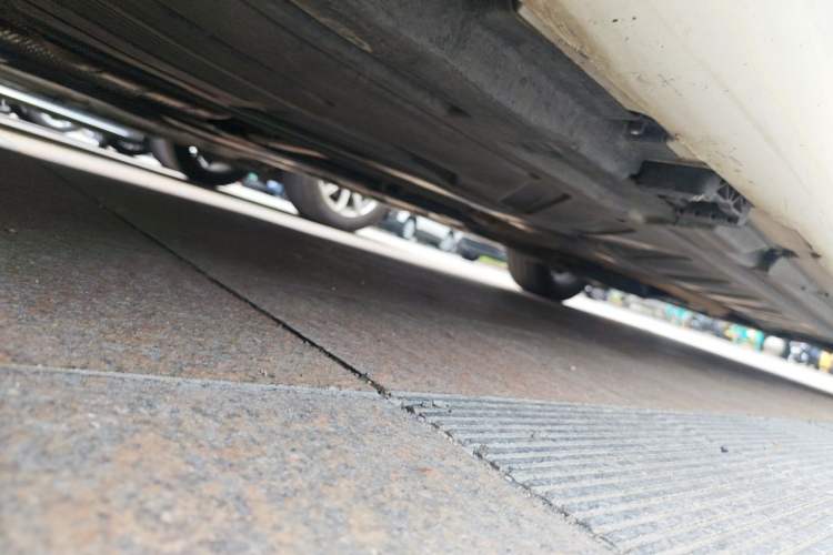 Used Mercedes-Benz E-Class 2019 E 260 L Chassis Rear Right