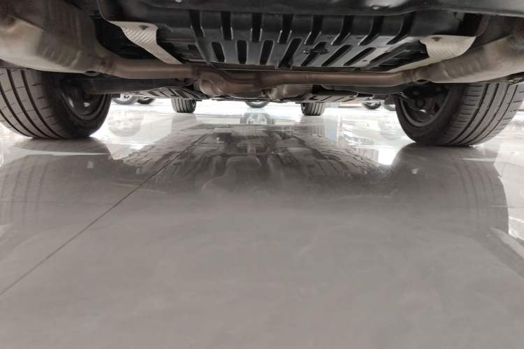 Used Mercedes-Benz E-Class 2019 E 200 L Chassis Rear