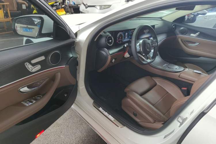 Used Mercedes-Benz E-Class 2019 E 200 L Sport Edition Driver Seat
