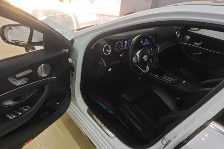 Used Mercedes-Benz E-Class 2019 E 200 L Sport Edition Driver Seat