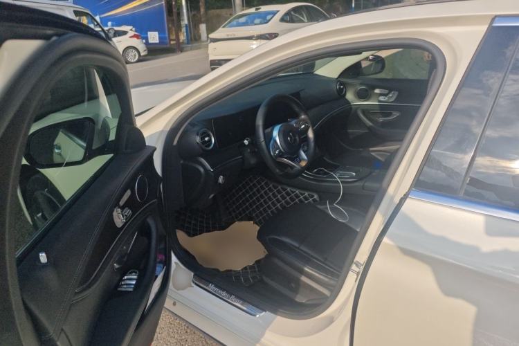Used Mercedes-Benz E-Class 2019 Restyled E 300 L Sporty and Stylish Edition Driver Seat