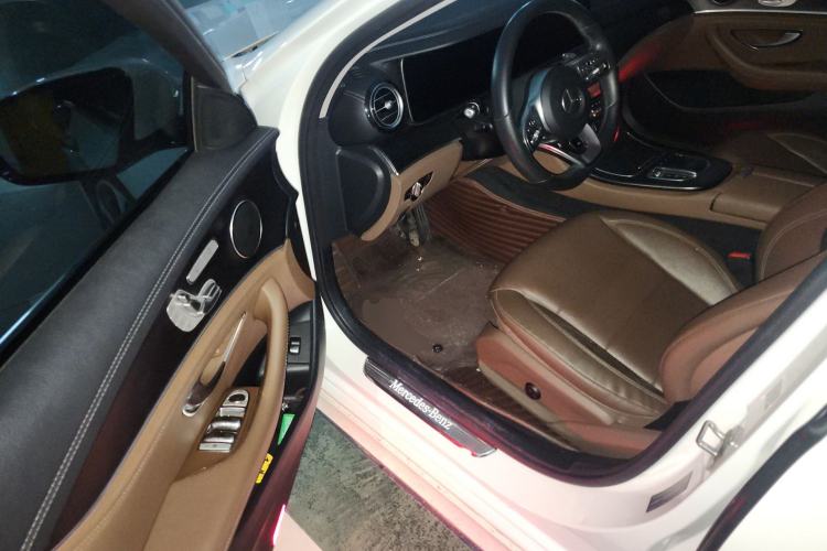 Used Mercedes-Benz E-Class 2019 Restyled E 300 L Sporty and Stylish Edition Driver Seat