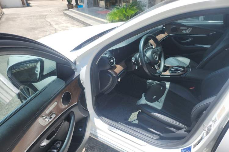 Used Mercedes-Benz E-Class 2019 E 300 L Stylish Model Driver Seat