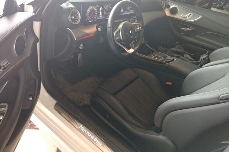 Used Mercedes-Benz E-Class 2019 E 200 Coupe Driver Seat