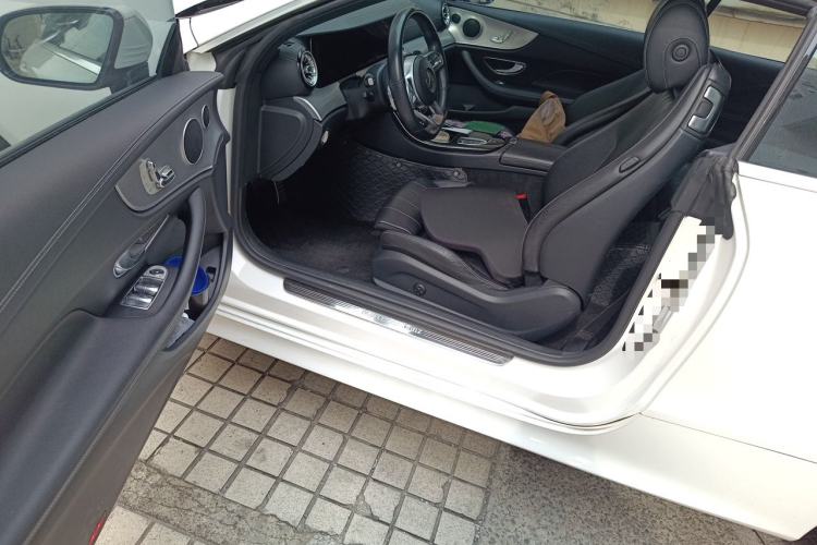 Used Mercedes-Benz E-Class 2019 E 200 Coupe Driver Seat
