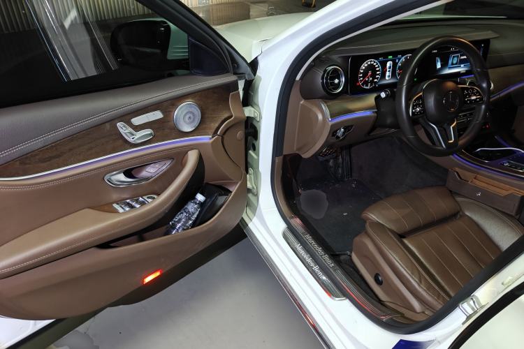 Used Mercedes-Benz E-Class 2019 E 260 L Driver Seat