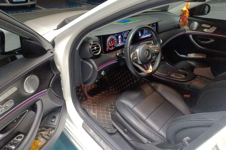 Used Mercedes-Benz E-Class 2019 Restyled E 300 L Sport Luxury Edition Driver Seat