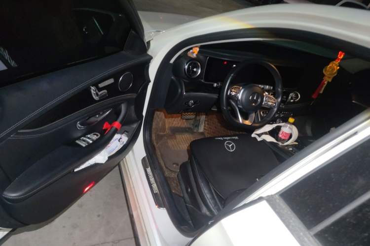 Used Mercedes-Benz E-Class 2019 E 260 L Sport 4MATIC Driver Seat