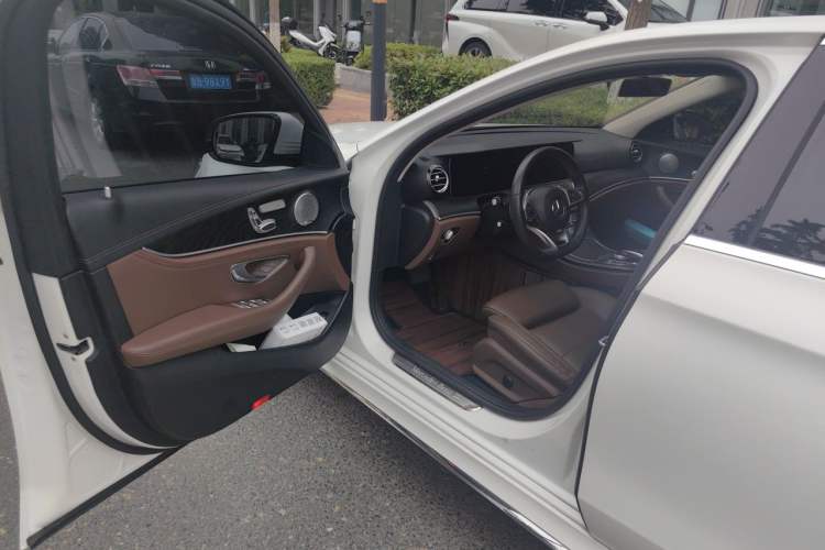 Used Mercedes-Benz E-Class 2019 E 200 L Sport Edition Driver Seat