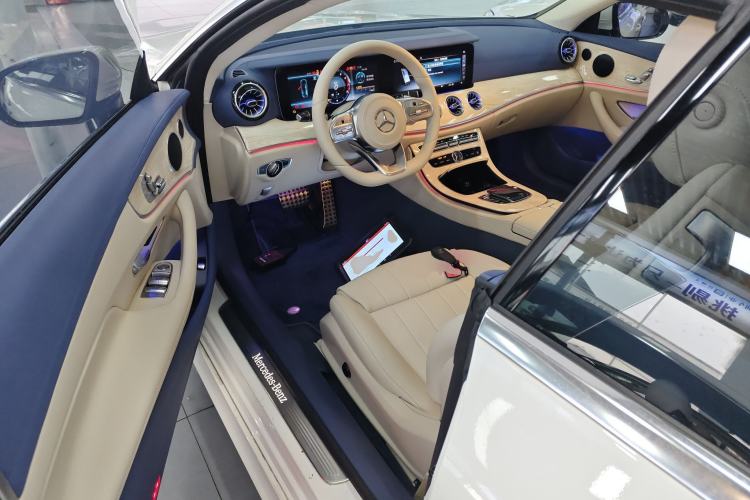 Used Mercedes-Benz E-Class 2019 E 200 Coupe Driver Seat