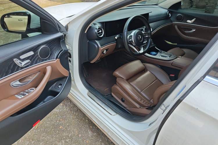 Used Mercedes-Benz E-Class 2019 E 200 L Sport Edition Driver Seat