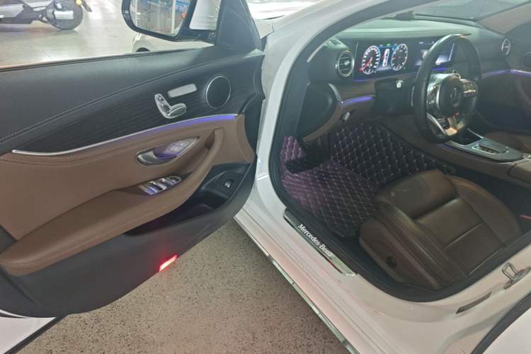 Used Mercedes-Benz E-Class 2019 E 260 L Sport Edition Driver Seat