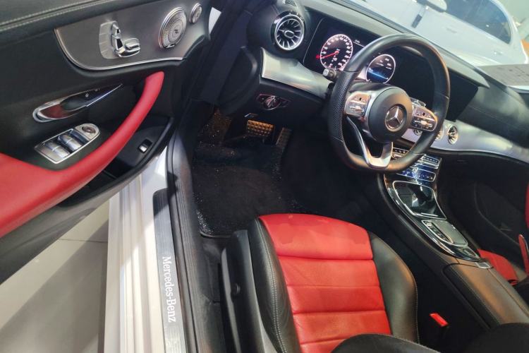 Used Mercedes-Benz E-Class 2019 E 200 Coupe Driver Seat