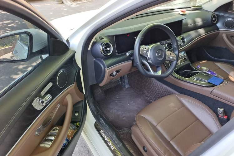 Used Mercedes-Benz E-Class 2019 E 300 L Sport Luxury Edition Driver Seat
