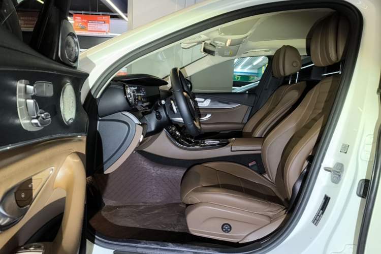 Used Mercedes-Benz E-Class 2019 E 300 L Sport Luxury Edition Driver Seat