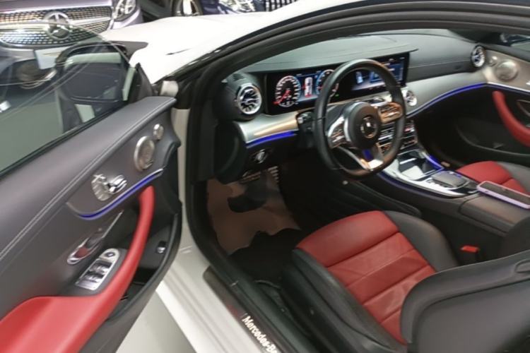 Used Mercedes-Benz E-Class 2019 E 200 Coupe Driver Seat