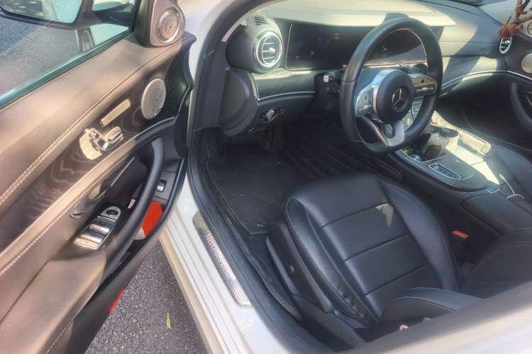 Used Mercedes-Benz E-Class 2019 E 300 L Sport Luxury Edition Driver Seat