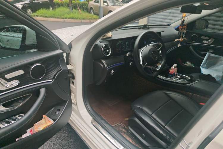 Used Mercedes-Benz E-Class 2019 E 300 L Sporty and Stylish Model Driver Seat