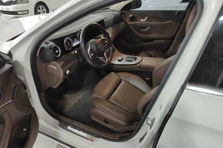 Used Mercedes-Benz E-Class 2019 E 200 L Driver Seat