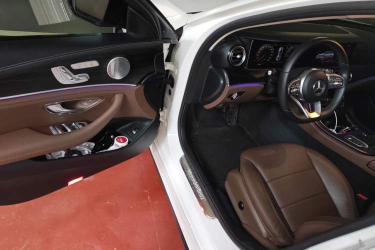 Used Mercedes-Benz E-Class 2019 Restyled E 300 L Sport Luxury Edition Driver Seat