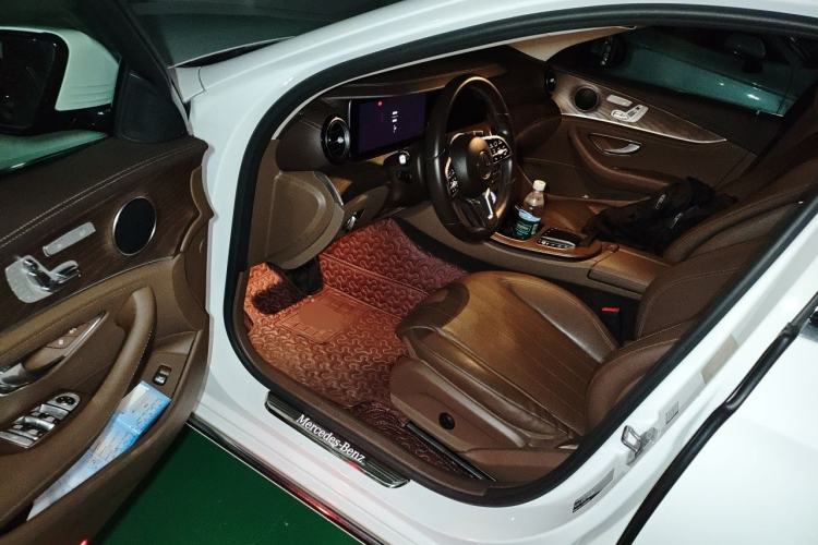 Used Mercedes-Benz E-Class 2019 E 300 L Sport Luxury Edition Driver Seat