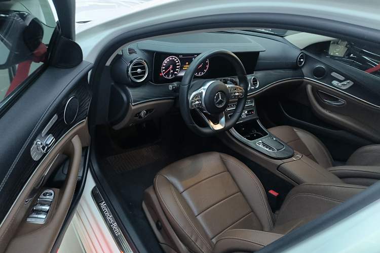 Used Mercedes-Benz E-Class 2019 Restyled E 300 L Sporty and Stylish Edition Driver Seat