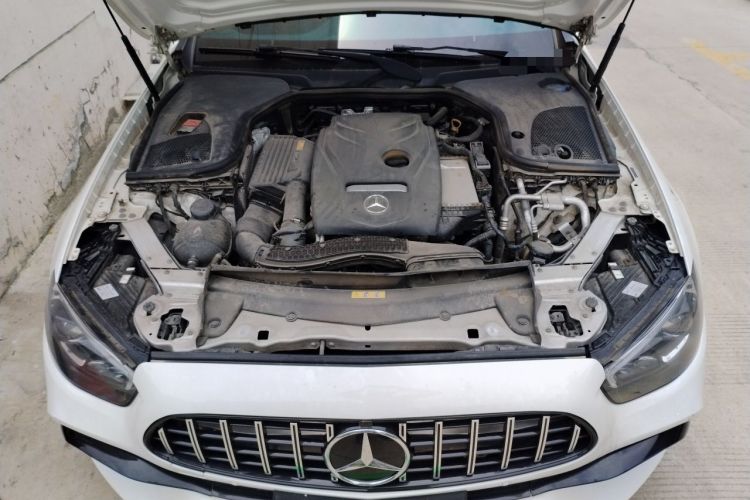 Used Mercedes-Benz E-Class 2019 E 200 Coupe Engine Bay
