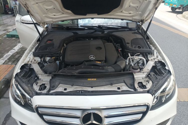 Used Mercedes-Benz E-Class 2019 E 260 L Sport Edition Engine Bay