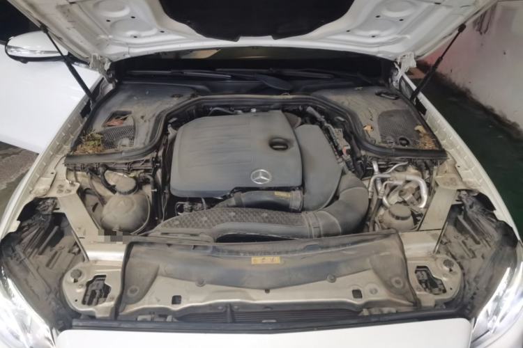 Used Mercedes-Benz E-Class 2019 E 260 L Sport 4MATIC Engine Bay