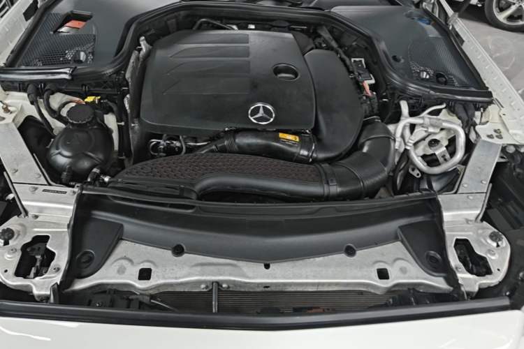 Used Mercedes-Benz E-Class 2019 Restyled E 300 L Sport Luxury Edition Engine Bay