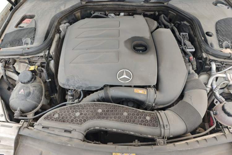 Used Mercedes-Benz E-Class 2019 E 260 Sport Edition Engine Bay