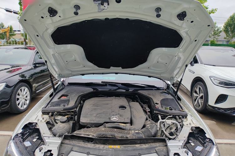 Used Mercedes-Benz E-Class 2019 Restyled E 300 L Sporty and Stylish Edition Engine Bay