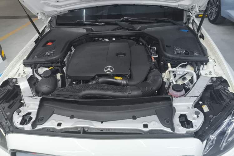 Used Mercedes-Benz E-Class 2019 E 260 L Sport Edition Engine Bay