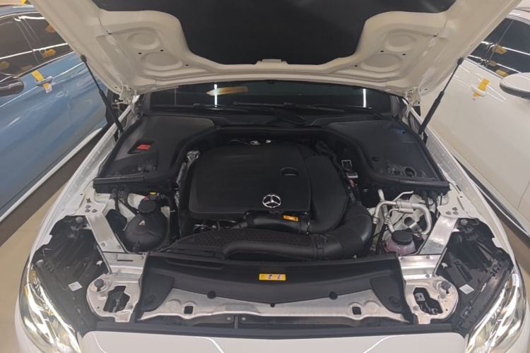 Used Mercedes-Benz E-Class 2019 E 260 Sport Edition Engine Bay