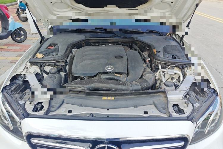 Used Mercedes-Benz E-Class 2019 E 260 Sport Edition Engine Bay