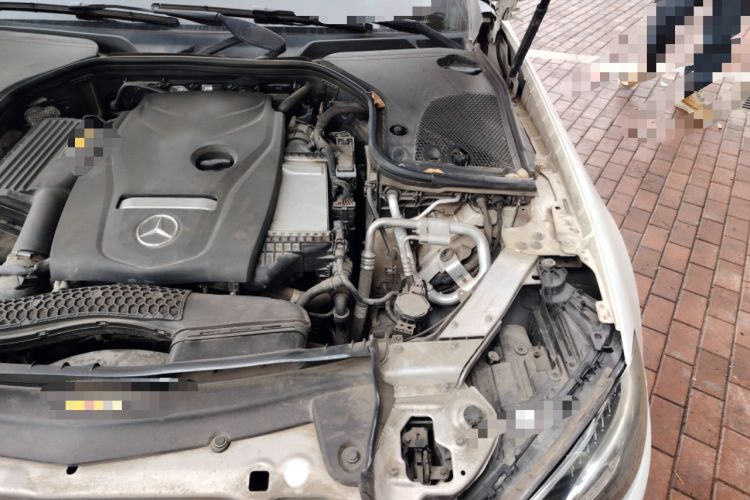 Used Mercedes-Benz E-Class 2019 E 200 Coupe Engine Bay Left