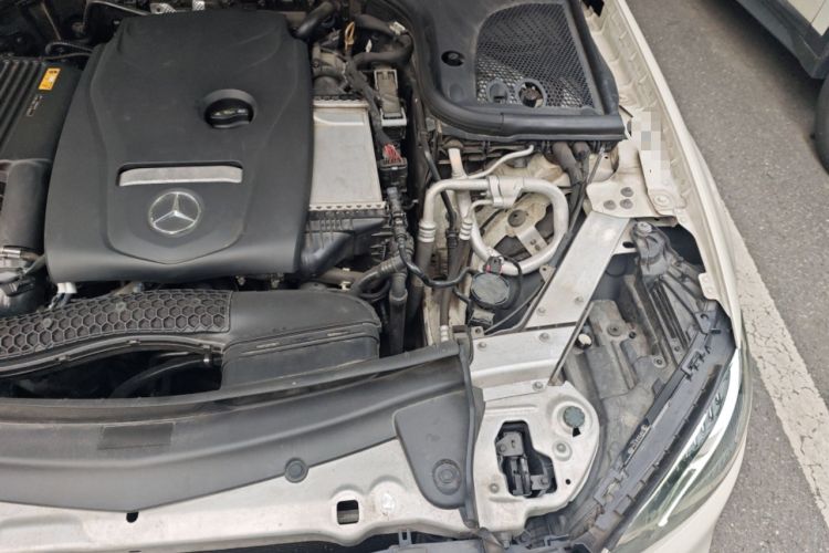 Used Mercedes-Benz E-Class 2019 E 300 L Sport Luxury Edition Engine Bay Left