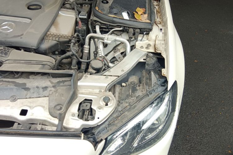 Used Mercedes-Benz E-Class 2019 E 200 L Sport Edition Engine Bay Left
