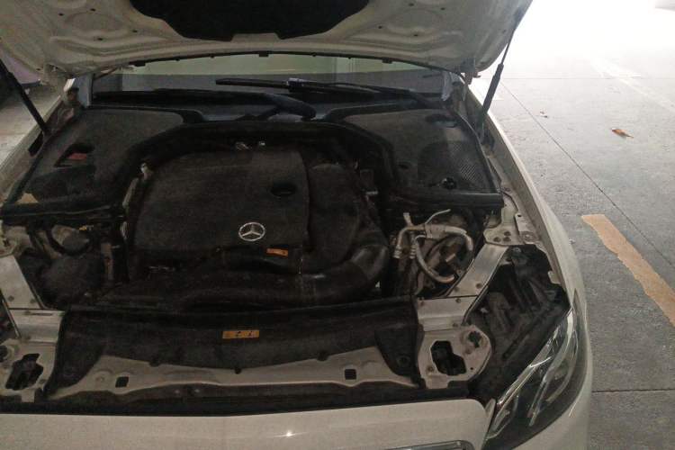 Used Mercedes-Benz E-Class 2019 Restyled E 300 L Sporty and Stylish Edition Engine Bay Left