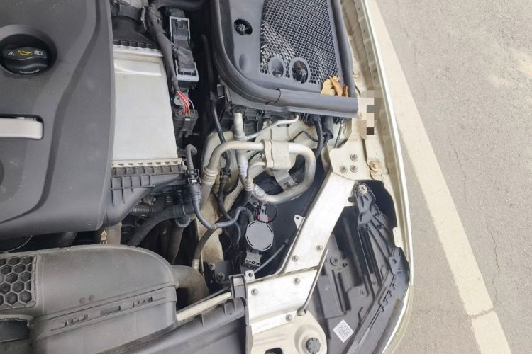 Used Mercedes-Benz E-Class 2019 E 200 Sport Edition Engine Bay Left