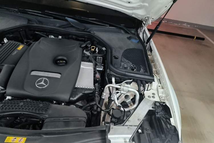 Used Mercedes-Benz E-Class 2019 E 300 L Sporty and Stylish Model Engine Bay Left