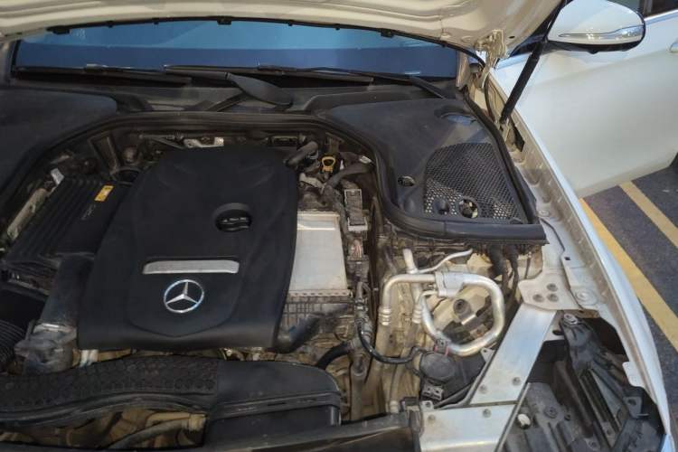 Used Mercedes-Benz E-Class 2019 E 300 L Sporty and Stylish Model Engine Bay Left