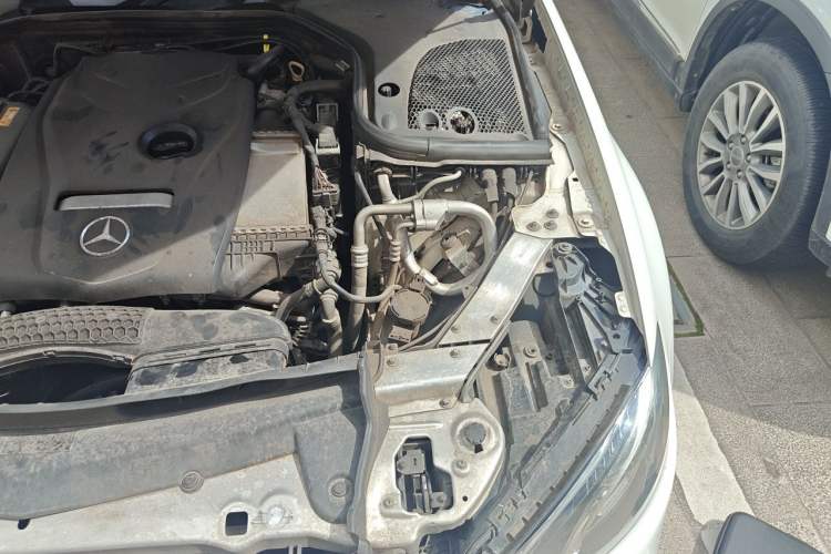Used Mercedes-Benz E-Class 2019 E 300 L Sporty and Stylish Model Engine Bay Left