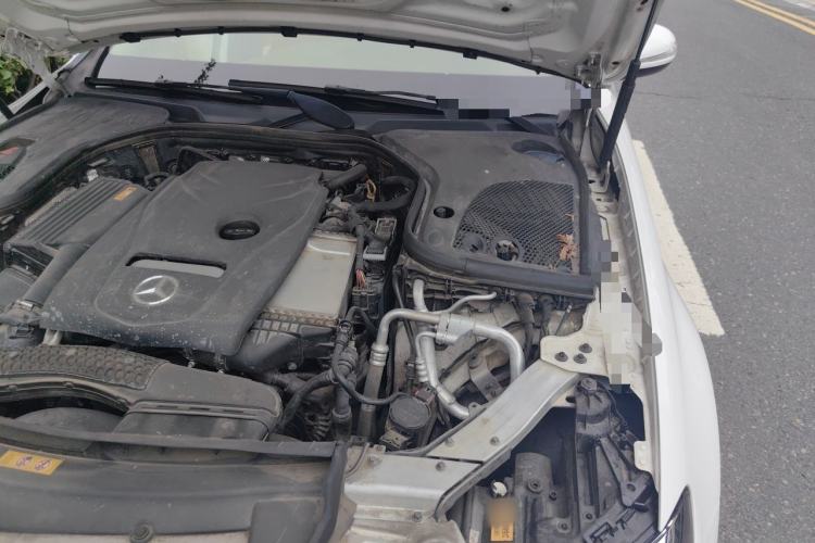 Used Mercedes-Benz E-Class 2019 E 200 L Sport Edition Engine Bay Left