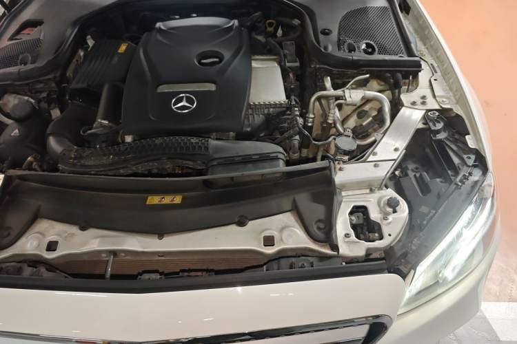 Used Mercedes-Benz E-Class 2019 E 300 L Sporty and Stylish Model Engine Bay Left