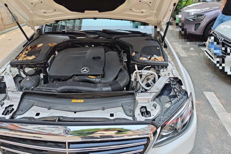 Used Mercedes-Benz E-Class 2019 Restyled E 300 L Luxury Edition Engine Bay Left