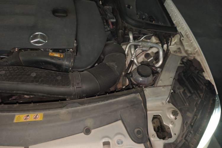Used Mercedes-Benz E-Class 2019 E 260 L Sport Edition Engine Bay Left