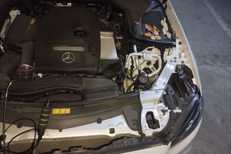 Used Mercedes-Benz E-Class 2019 E 200 Sport Edition Engine Bay Left