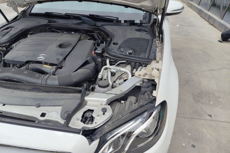 Used Mercedes-Benz E-Class 2019 E 260 L Sport Edition Engine Bay Left